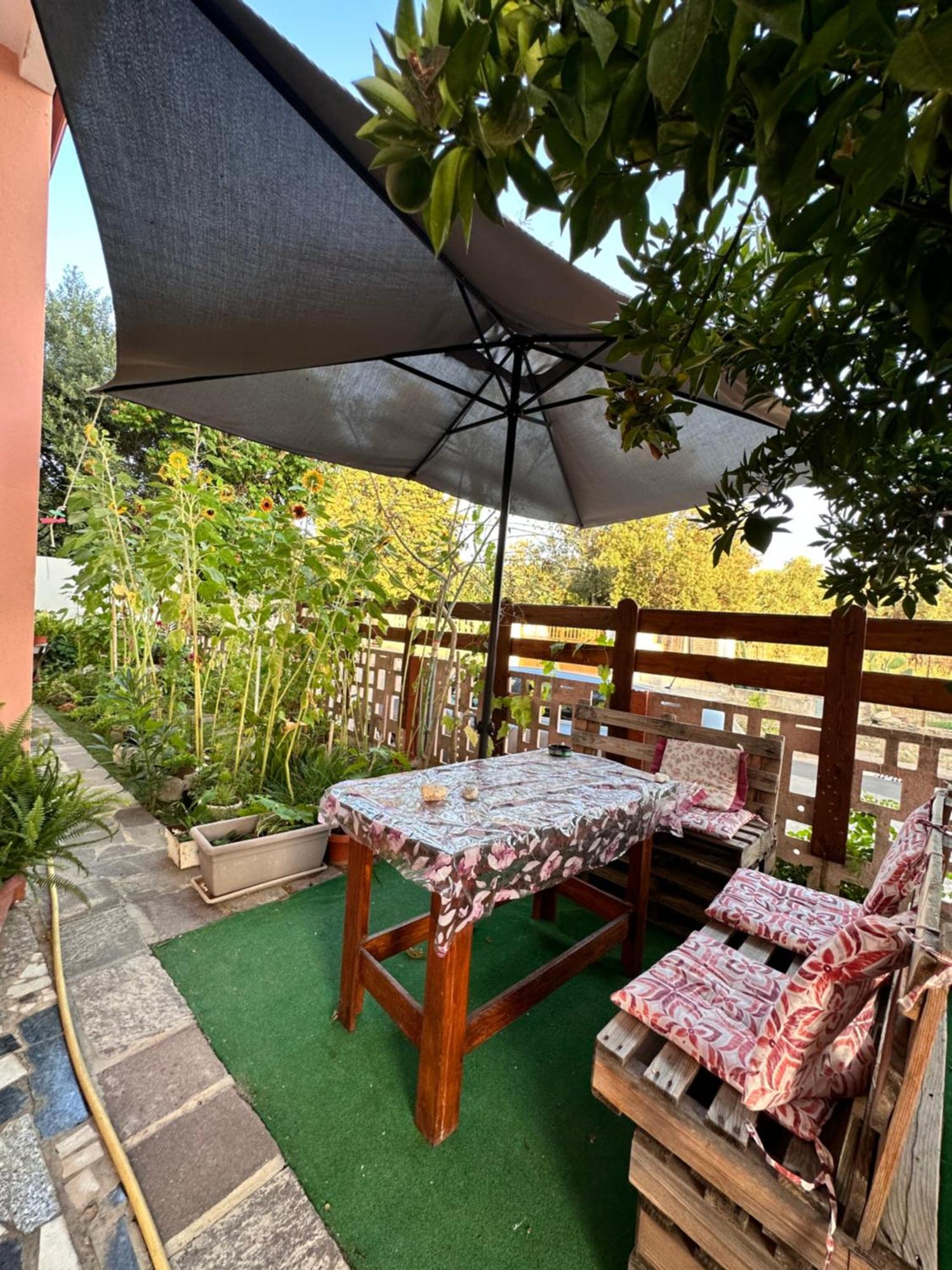 casa vacanze vicino al mare Giba Esterno foto